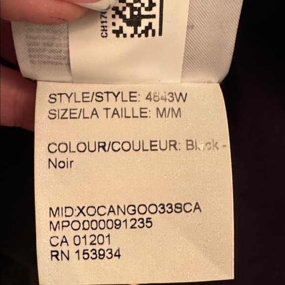 Canada Goose Women's Black Puffer Jacket - Picture 11 of 12